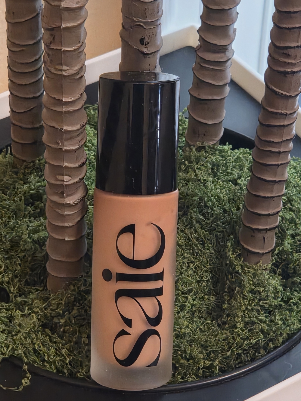 Saie Glowy Super Skin Foundation Shade 17 – 30mL / 1.0 fl oz New